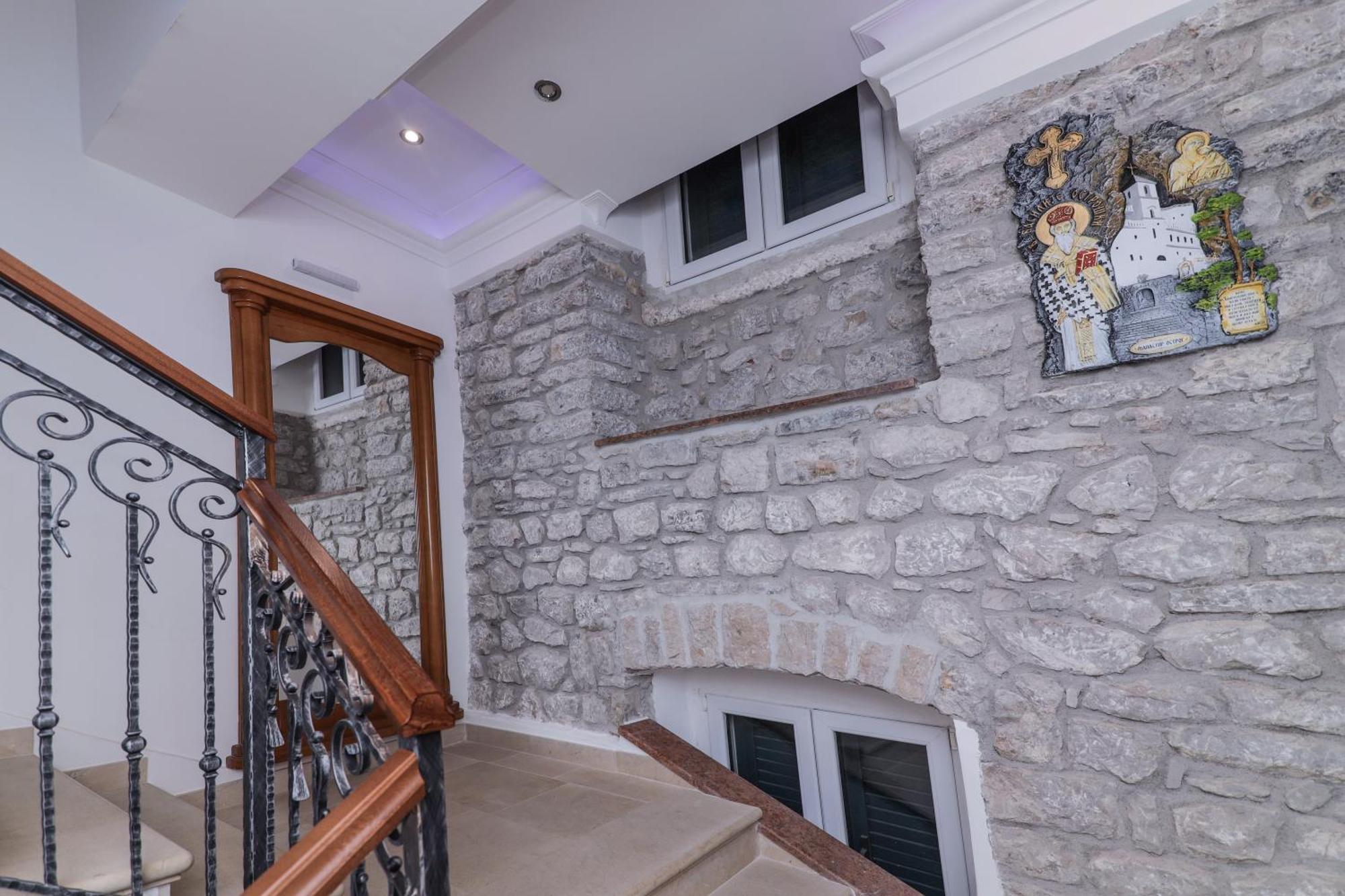 Hotel Rr تْشيرسيك نوفي المظهر الخارجي الصورة