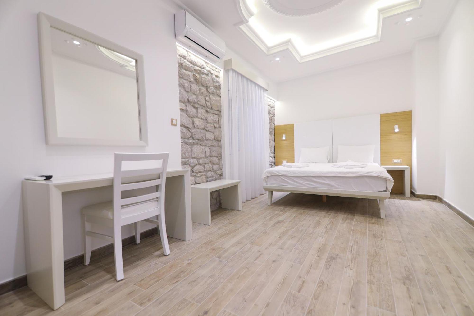 Hotel Rr تْشيرسيك نوفي المظهر الخارجي الصورة